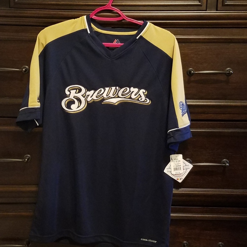 Men's sport shirt